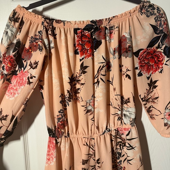 Off-the-Shoulder Flower Romper - Picture 2 of 3